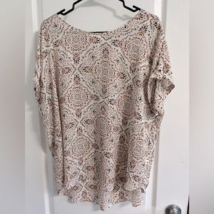 Maurice’s Women’s Blouse! Like new. Size XL.